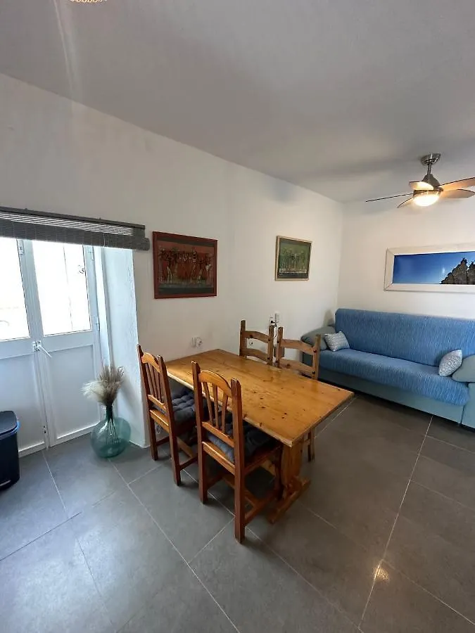Apartment In Old Town With Roof Terrace And Fibre, Tarifa 0*,
