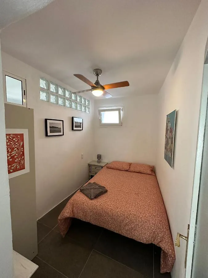 Apartment In Old Town With Roof Terrace And Fibre, Tarifa