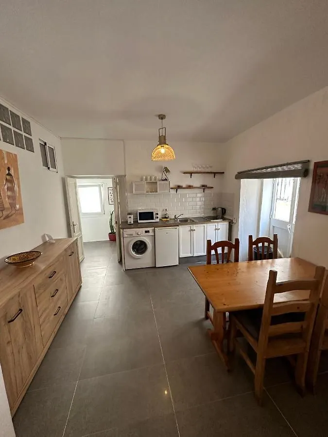 Apartment In Old Town With Roof Terrace And Fibre, Tarifa