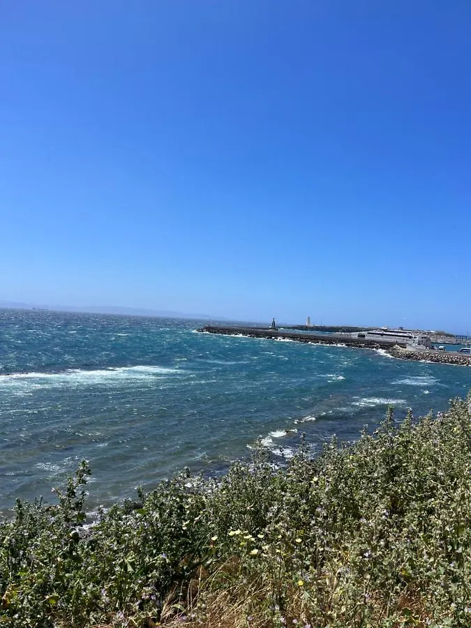 Apartment In Old Town With Roof Terrace And Fibre, Tarifa