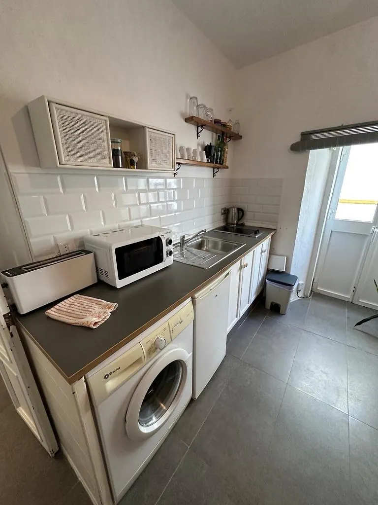 Apartment In Old Town With Roof Terrace And Fibre, Tarifa