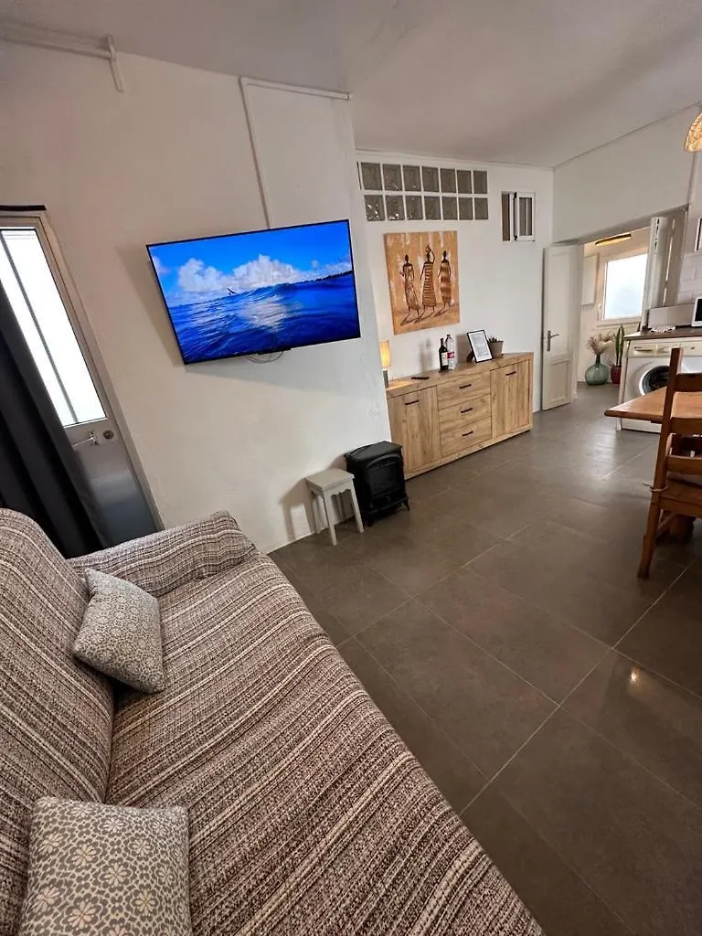Apartment In Old Town With Roof Terrace And Fibre, Tarifa 0*,