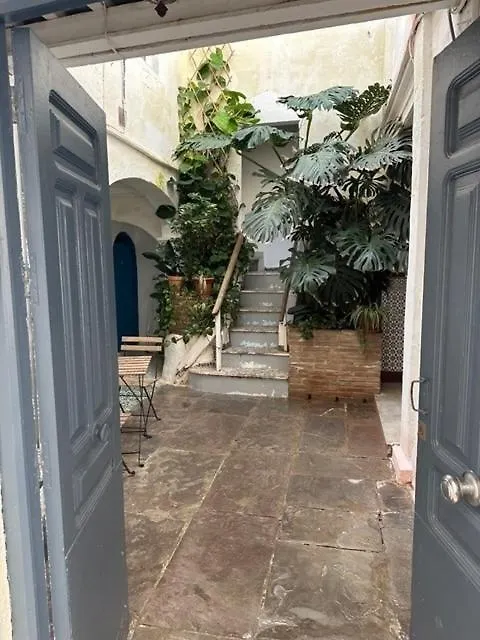 Apartment In Old Town With Roof Terrace And Fibre, Tarifa