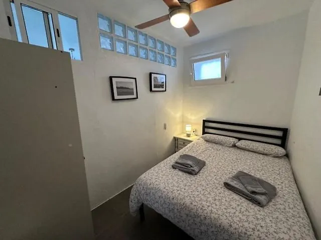 Apartment In Old Town With Roof Terrace And Fibre, Tarifa Spain