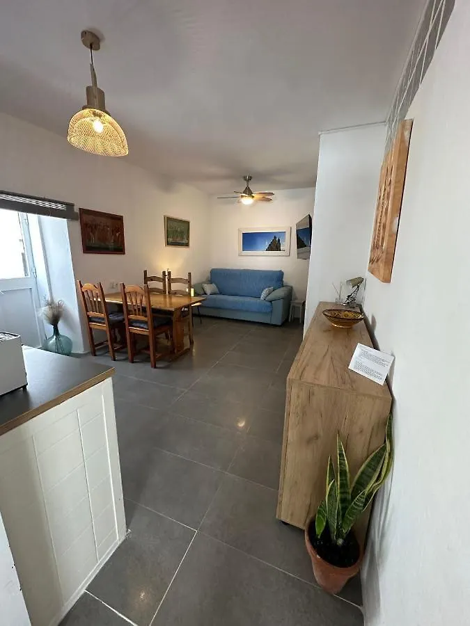 Apartment In Old Town With Roof Terrace And Fibre, Tarifa
