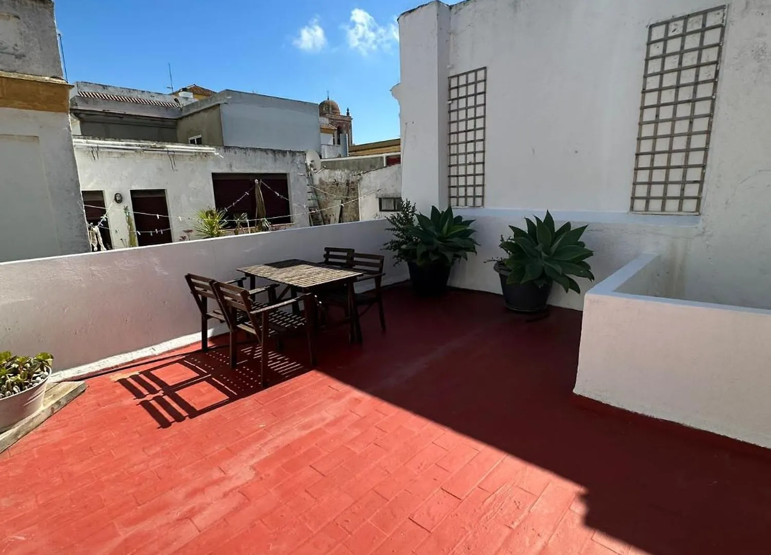 Apartment In Old Town With Roof Terrace And Fibre, Tarifa