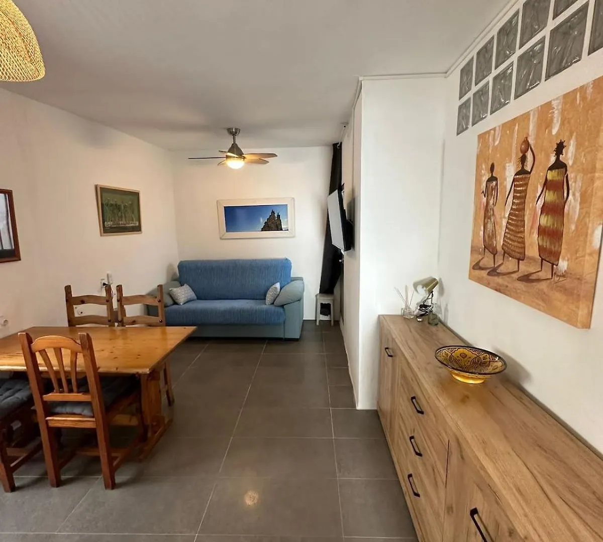 Apartment In Old Town With Roof Terrace And Fibre, Tarifa